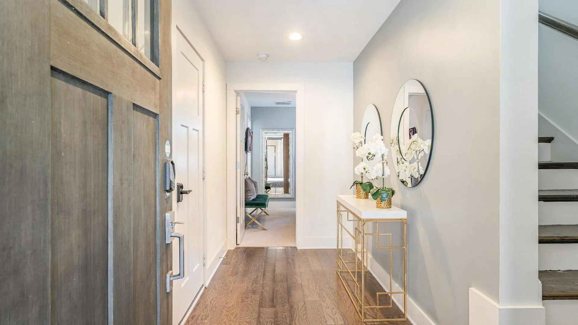 Beech Cove-Private Patio-In 12 South District Villa Nashville